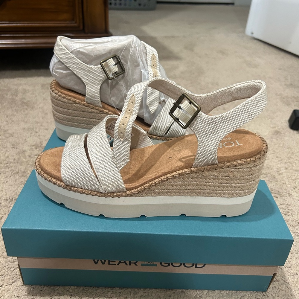 TOMS Women's White Wedge Espadrilles